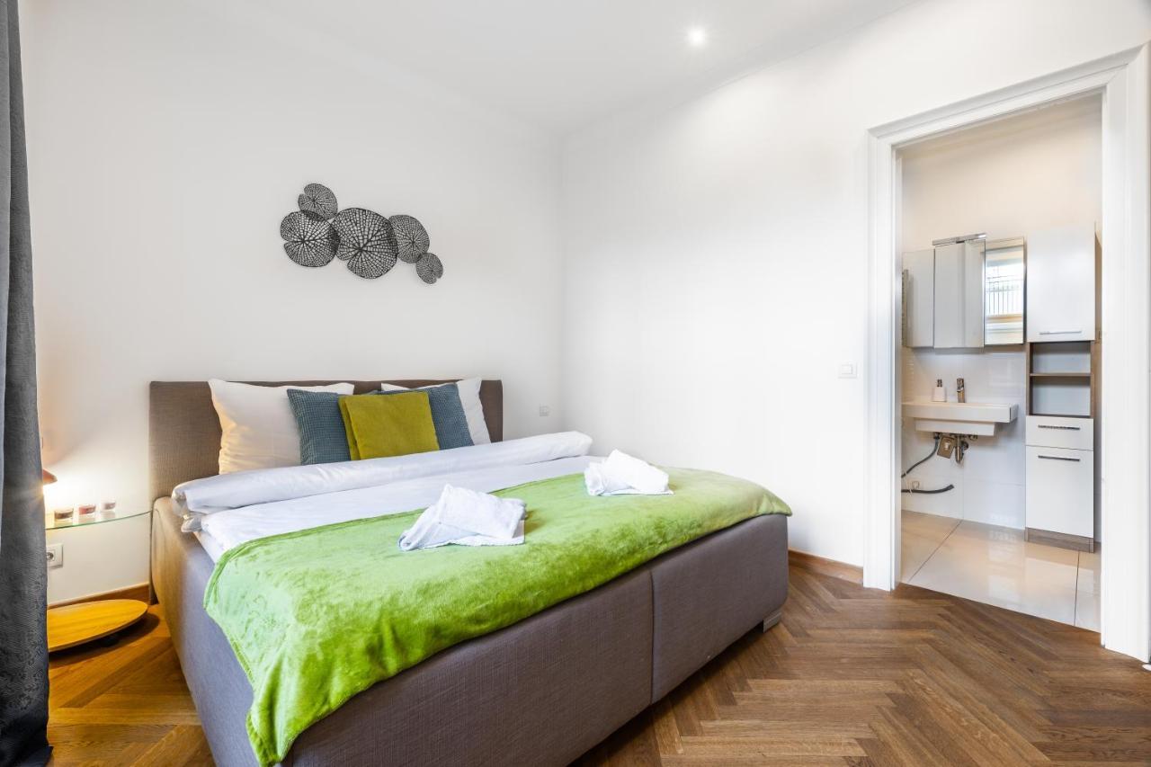 Apartmán Dlouha Palace - Live In One Of The Streets Praha